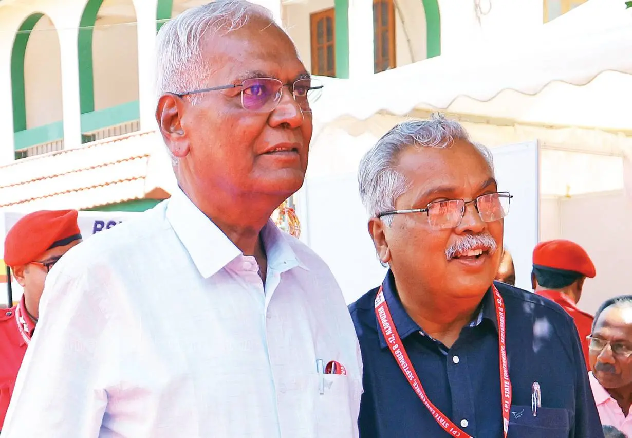 സിപിഐ ജനറൽ സെക്രട്ടറിഡി. രാജയും സംസ്ഥാന സെക്രട്ടറി ബിനോയ് വിശ്വവും