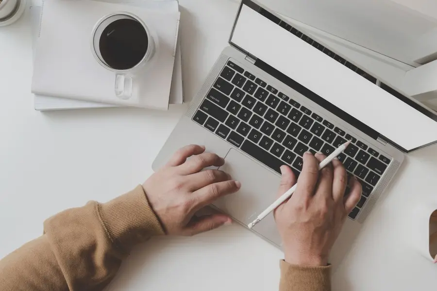 Representational image