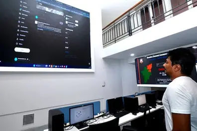 Surprise visit: Udhayanidhi Stalin at Chennai command centre, checks city traffic and rainfall live