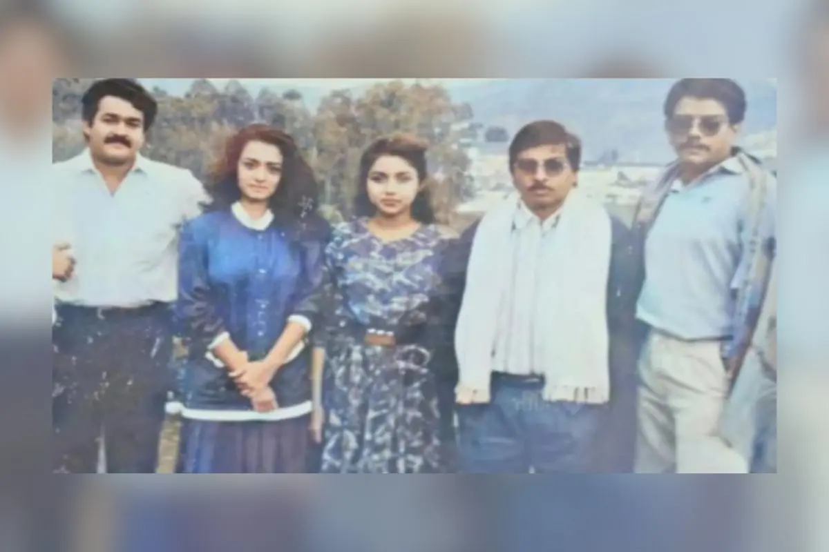 Mohanlal, Amala, Revathi, Kamal and Priyadarshan | Photo: Facebook/Mohanlal Fans Club
