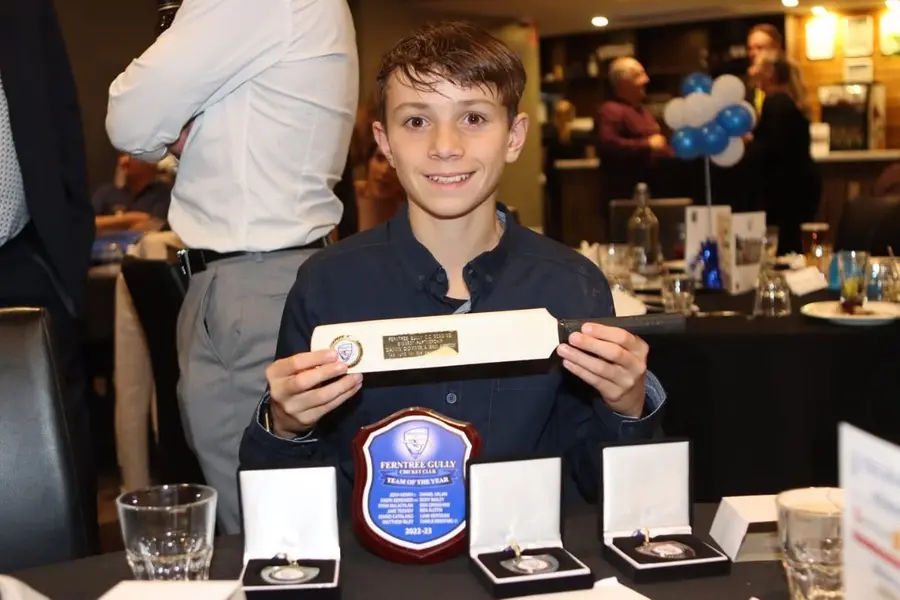 Australian cricket prodigy Ben Austin dies after being hit by ball during net session
