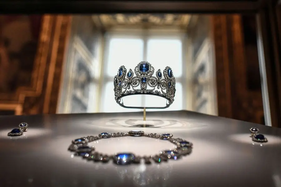 Louvre jewellery theft: Main suspect among 5 new arrested