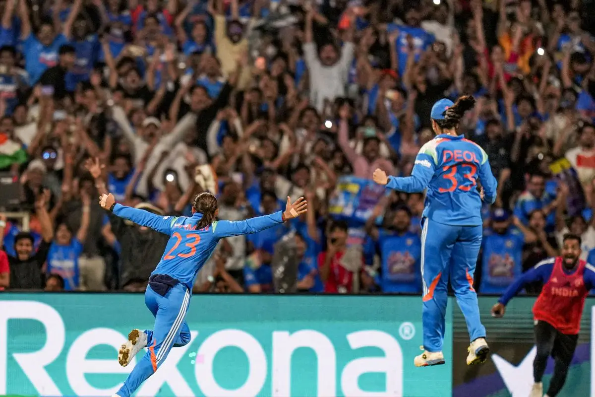 India's captain Harmanpreet Kaur, left, and Harleen Deol celebrate after winning the ICC Women's World Cup final ODI cricket match between India Women and South Africa Women, at the DY Patil Stadium in Navi Mumbai. | Photo: PTI