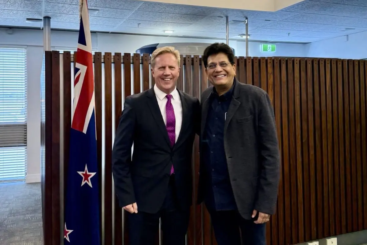 Union Commerce and Industry Minister Piyush Goyal (R) with New Zealand's Trade and Investment Minister Todd McClay Photo: @PiyushGoyal on X
