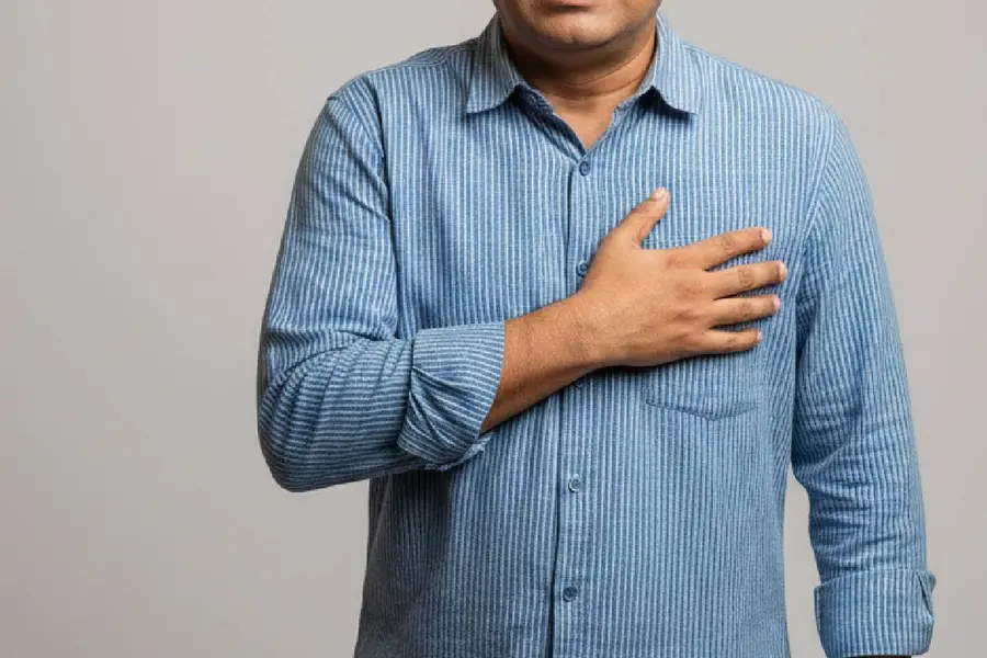 വല്ലപ്പോഴും കഴിക്കുന്ന ഭക്ഷണമല്ല പ്രശ്നം, ഹൃദയത്തെ ബാധിക്കുന്നത് ദൈനംദിന ശീലങ്ങൾ; ഡോക്ടറുടെ മുന്നറിയിപ്പ്