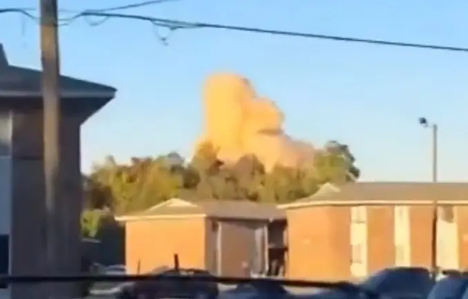 A visual showing explosion and toxic ammonia leak in Mississippi