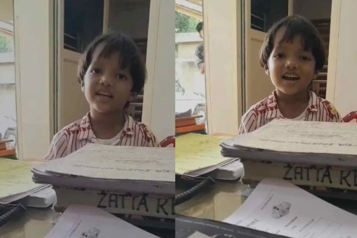 മുഹമ്മദ് ഇബ്രാഹിം സഹൽ മഞ്ചേശ്വരം പോലീസ് സ്റ്റേഷനിൽ പാട്ട് പാടുന്നു