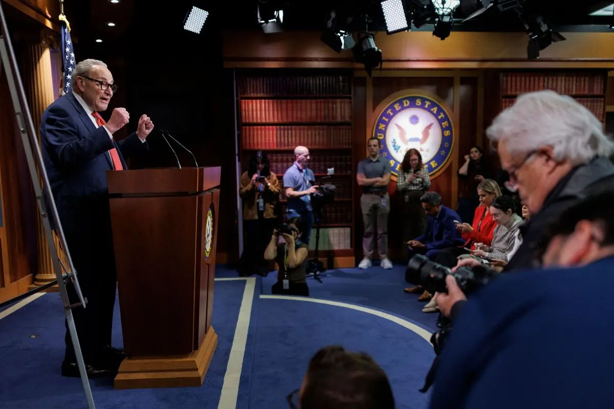 Senate Minority Leader Chuck Schumer (D-NY) departs a Democratic luncheon at the US Capitol. (Photo: AFP)