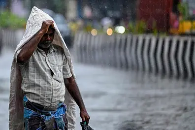 Tamil Nadu weather update: IMD forecasts heavy rain in five districts over next two days