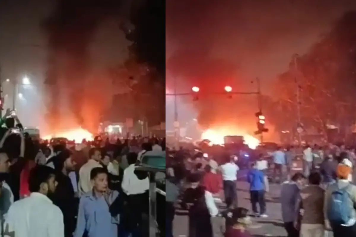Visuals of the blast near Delhi's Red Fort