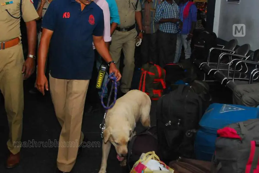 kerala police checking