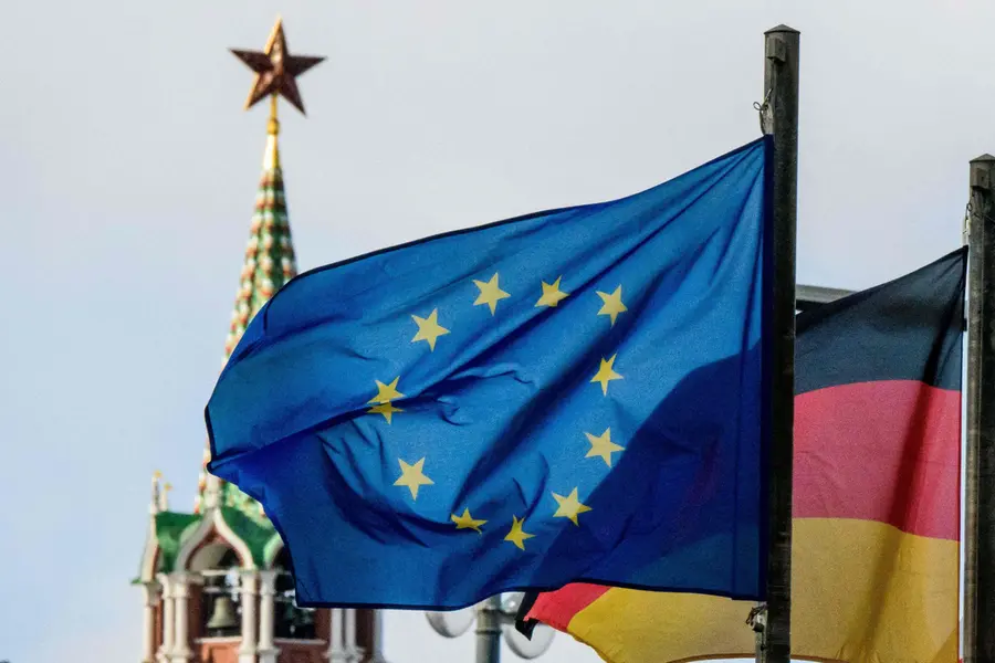 At least 30,000 migrants to be relocated as EU launches redistribution plan