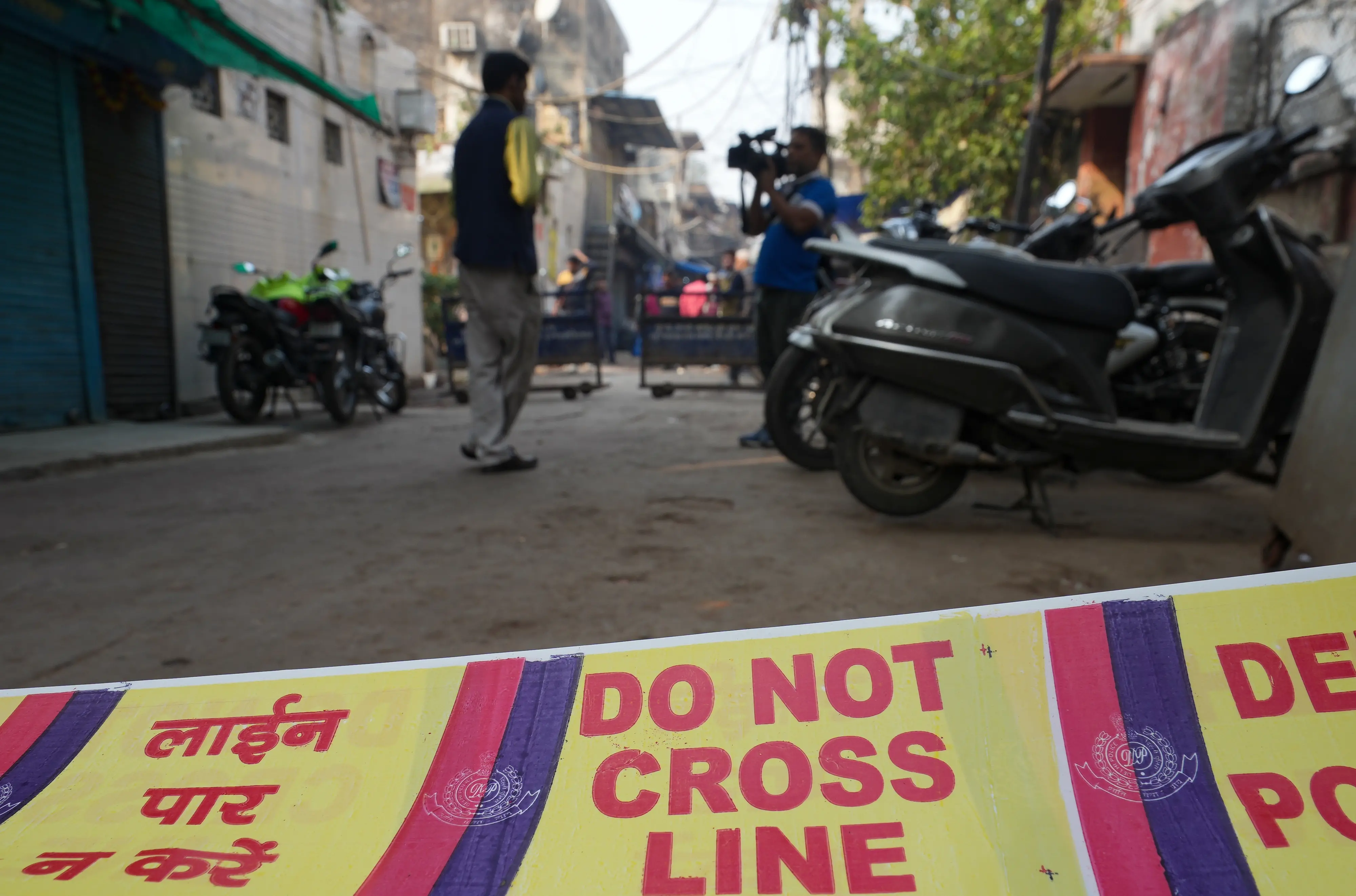 An area cordoned off by police for investigation in the aftermath of a blast, near the Red Fort | PTI