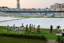 ചെങ്കോട്ട സ്‌ഫോടനത്തിനു പിന്നാലെ ഇന്ത്യ - ദക്ഷിണാഫ്രിക്ക ടെസ്റ്റ്; ഈഡന്‍ ഗാര്‍ഡന്‍സ് കനത്ത ജാഗ്രതയില്‍