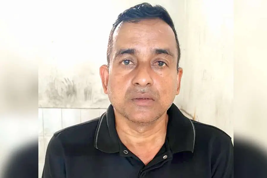 shaji-diamond-earrings-theft