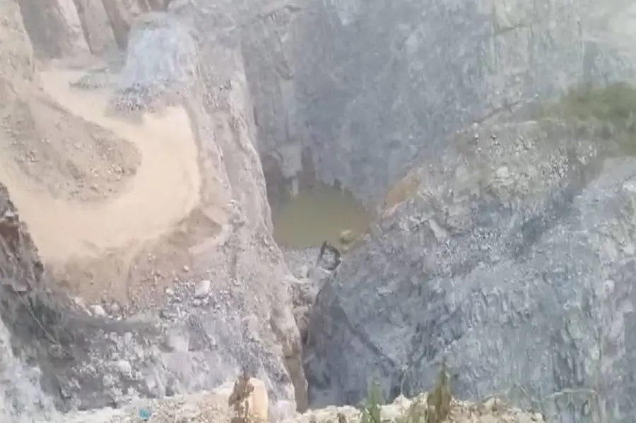 stone mine collapse