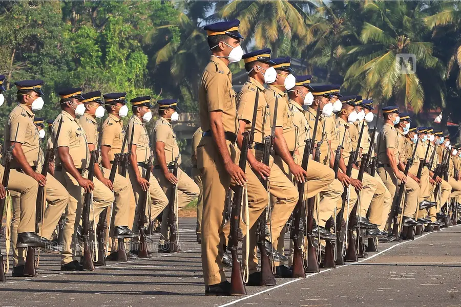 ഉറക്കമില്ലാത്ത കേരള പോലീസ്; 59 ശതമാനത്തിനും സുഖനിദ്ര അന്യം, 63 ശതമാനം പേര് ഉറങ്ങുന്നത് 4-6 മണിക്കൂര് മാത്രം