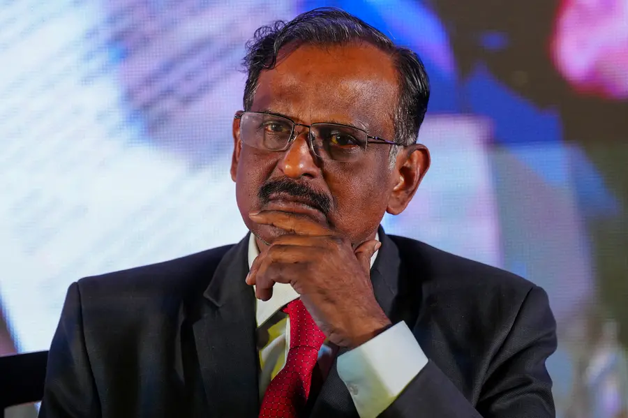 V Narayanan