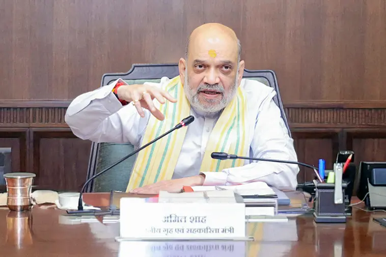 ബ്രിട്ടാസിന്റെ കത്തിന് മലയാളത്തിൽ മറുപടി നൽകി, പുതിയ രീതിക്ക് തുടക്കമിട്ട് അമിത് ഷാ, തർക്കത്തിൽ വഴിത്തിരിവ്