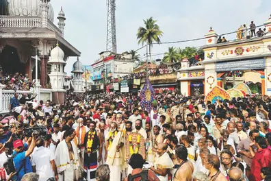 Devotional rush in Erumeli; Spot booking set up for Sabarimala pilgrims without virtual queue