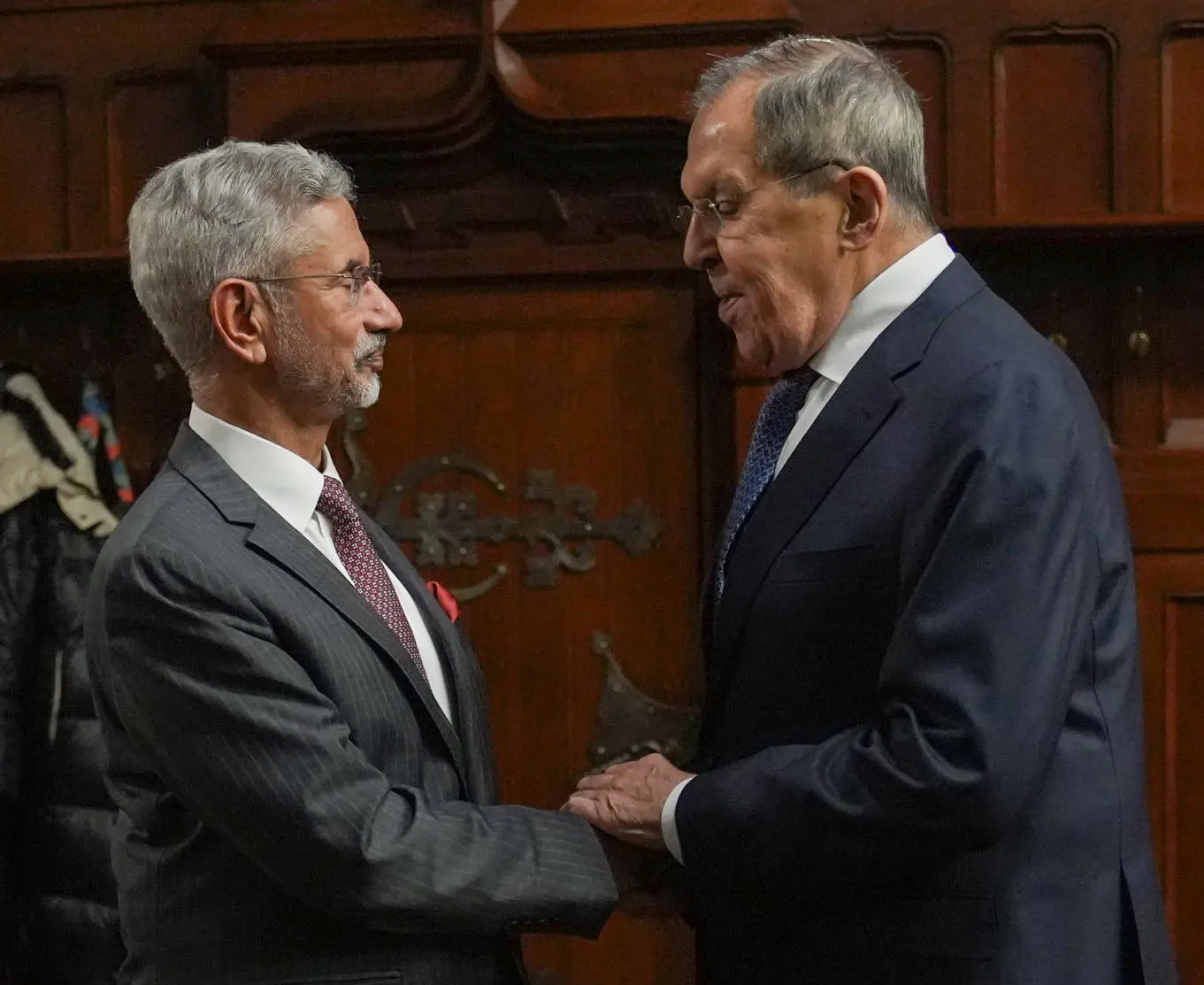 External Affairs Minister S. Jaishankar meets Russia's Foreign Minister Sergey Lavrov, in Moscow on Monday.| Photo: ANI