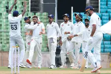 രഞ്ജി ത്രില്ലർ; പിടികൊടുക്കാതെ മധ്യപ്രദേശ്, ഒടുവിൽ കേരളത്തിന് സമനില