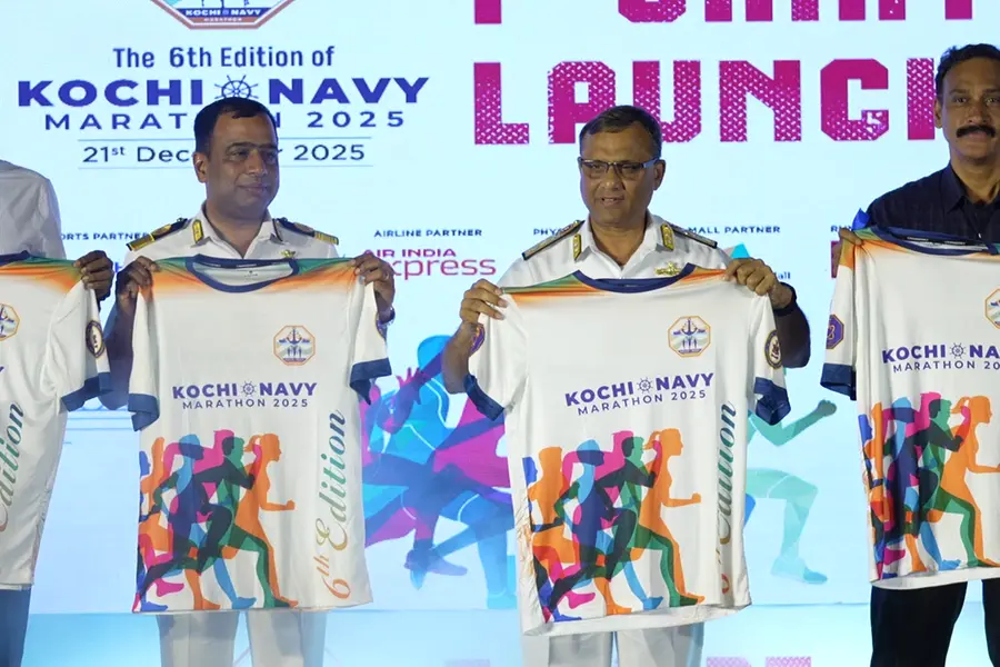 കൊച്ചി നേവി മാരത്തൺ ആറാം പതിപ്പ്; ഔദ്യോഗിക ടീ ഷർട്ട് പ്രകാശനം ചെയ്തു