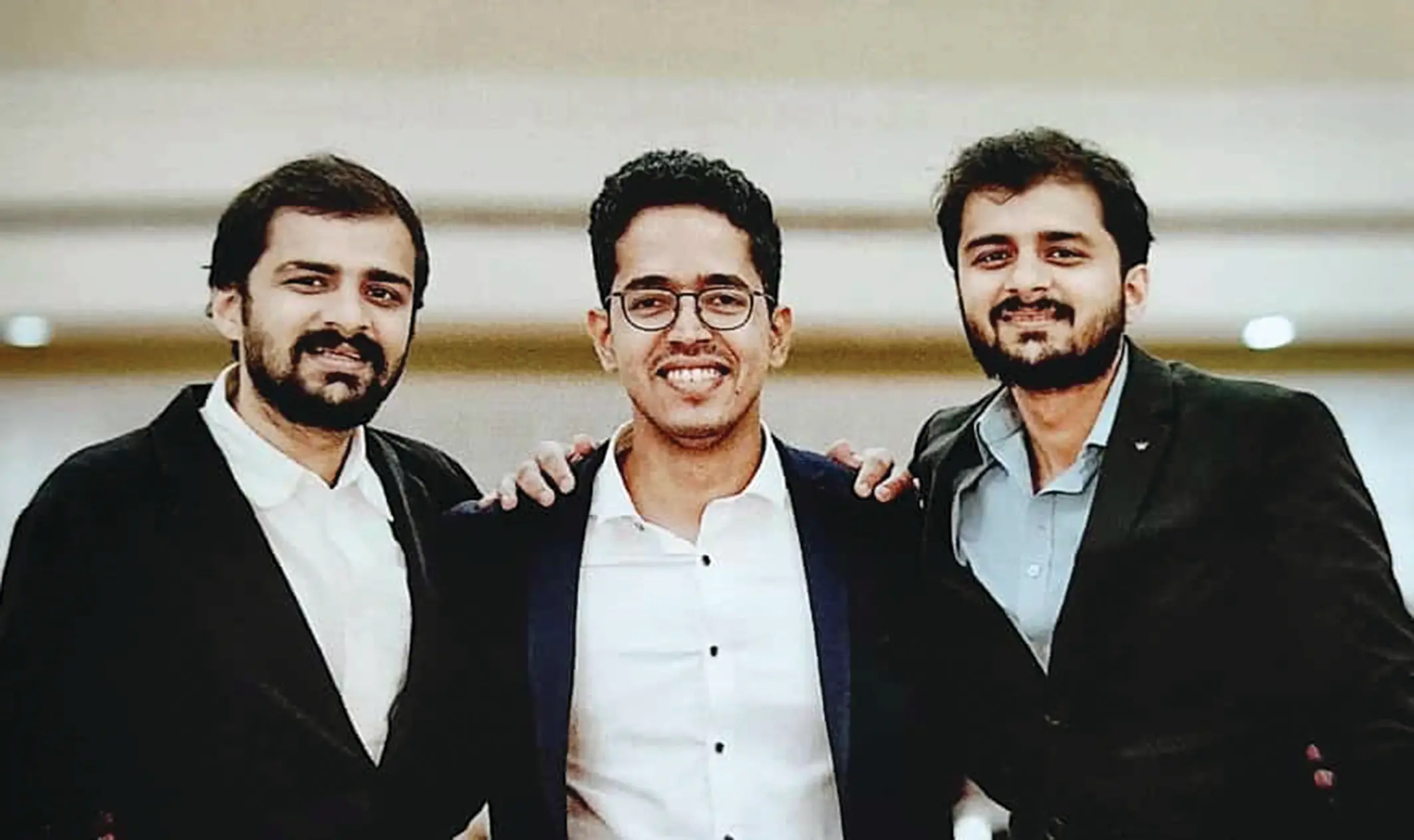 വിസ്വാര എഐ ലാബ്സ് സ്ഥാപകരായ രാജ് ദണ്ഡേക്കർ, ശ്രീദത്ത് പാനാട്ട്, രജത് ദണ്ഡേക്കർ