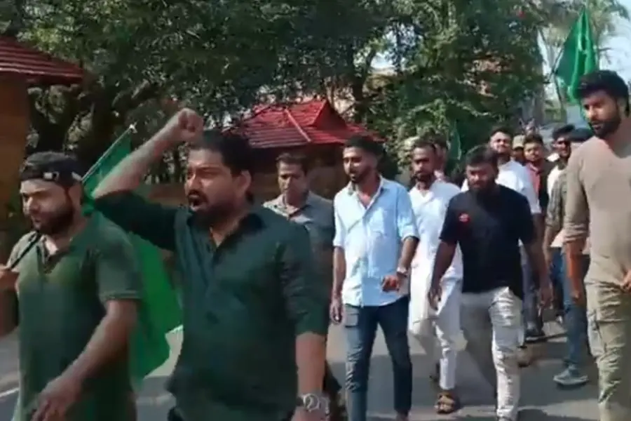 ‘മാഫിയ സംഘം ഗോ ബാക്ക്’; സീറ്റ് വിഭജനത്തിൽ തർക്കം, ലീഗ് നേതൃത്വത്തിനെതിരെ യൂത്ത് ലീഗ് പ്രവര്ത്തകരുടെ പ്രതിഷേധം