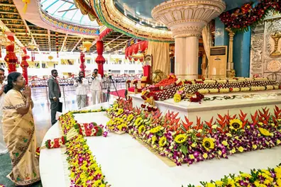 President Droupadi Murmu attends Sri Sathya Sai Baba’s birth centenary celebrations in Puttaparthi