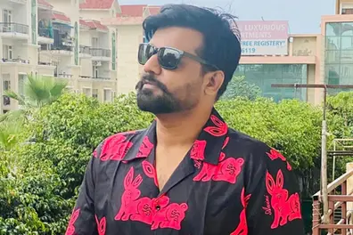 Punjabi singer Harman Sidhu, 37, killed in tragic road crash in Mansa