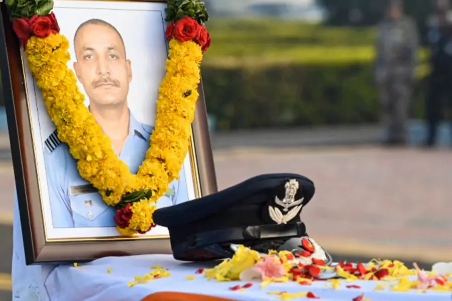 Tejas crash: Kamal Haasan, Sonu Sood, Adnan Sami pay tribute to Wing Commander Namansh Syal
