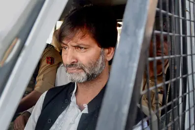 Key eyewitness identifies Yasin Malik as main shooter in 1990 IAF personnel killings