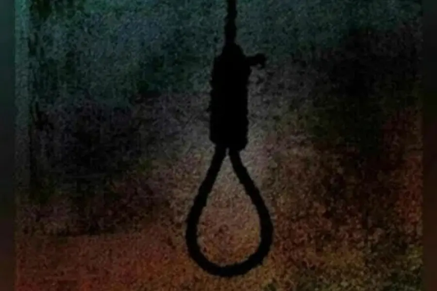 'I wanted to live': Bengal BLO’s suicide note blames EC’s ‘inhuman pressure’; Mamata, Mahua slam EC