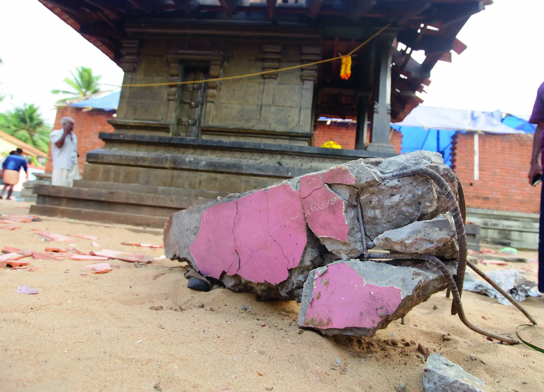 Kollam Paravur Puttingal Devi Temple fireworks explosion accident site | Photo: Mathrubhumi/ Abdul Raheem