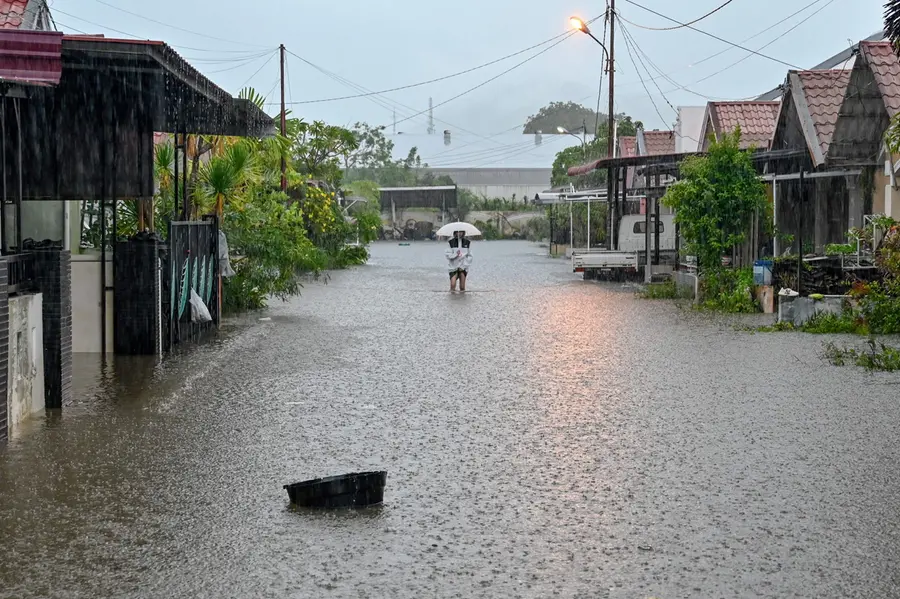 6.6 quake strikes Indonesia; flood and landslide toll continues to rise