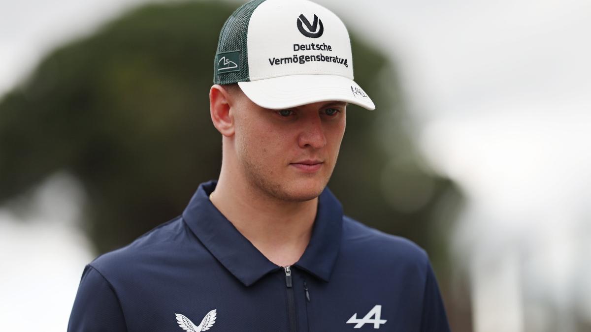 Mick Schumacher Nears Deal with Cadillac F1 Before Transitioning to IndyCar
