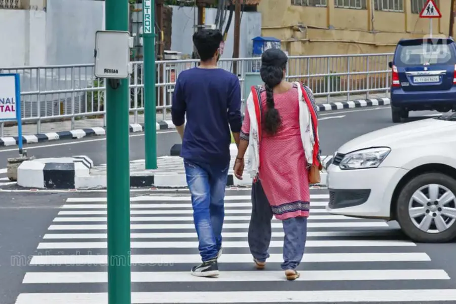 സീബ്രാലൈനിൽ കുതിക്കേണ്ട; പേടിപ്പിച്ചാൽ ലൈസൻസ് സസ്പെൻഡ് ചെയ്യും