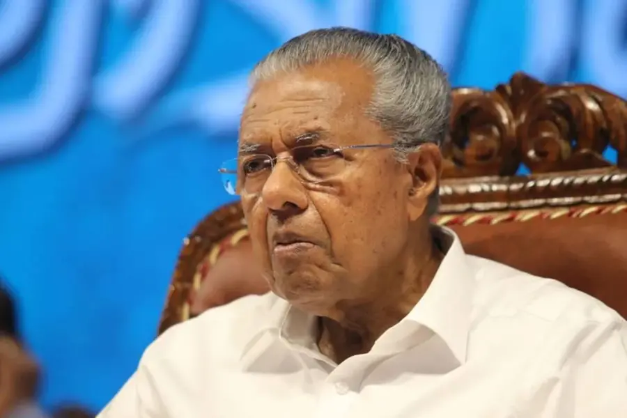 കടമെടുപ്പ് വിഹിതം: ഇടപെടണമെന്ന് എംപിമാരോട് മുഖ്യമന്ത്രി, റെയിൽവേ വികസനത്തിനും സമ്മർദം വേണം