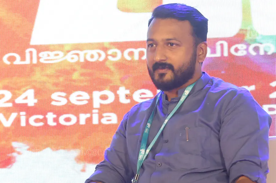 ‘തലസ്ഥാനത്തെ ഫ്ലാറ്റിൽ വെച്ച് പീഡിപ്പിച്ചു, ദൃശ്യങ്ങൾ പകർത്തി, പുറത്തു പറഞ്ഞാൽ കൊല്ലുമെന്ന് ഭീഷണി’: രാഹുലിനെതിരെ FIR-ൽ ഞെട്ടിക്കുന്ന വിവരങ്ങൾ