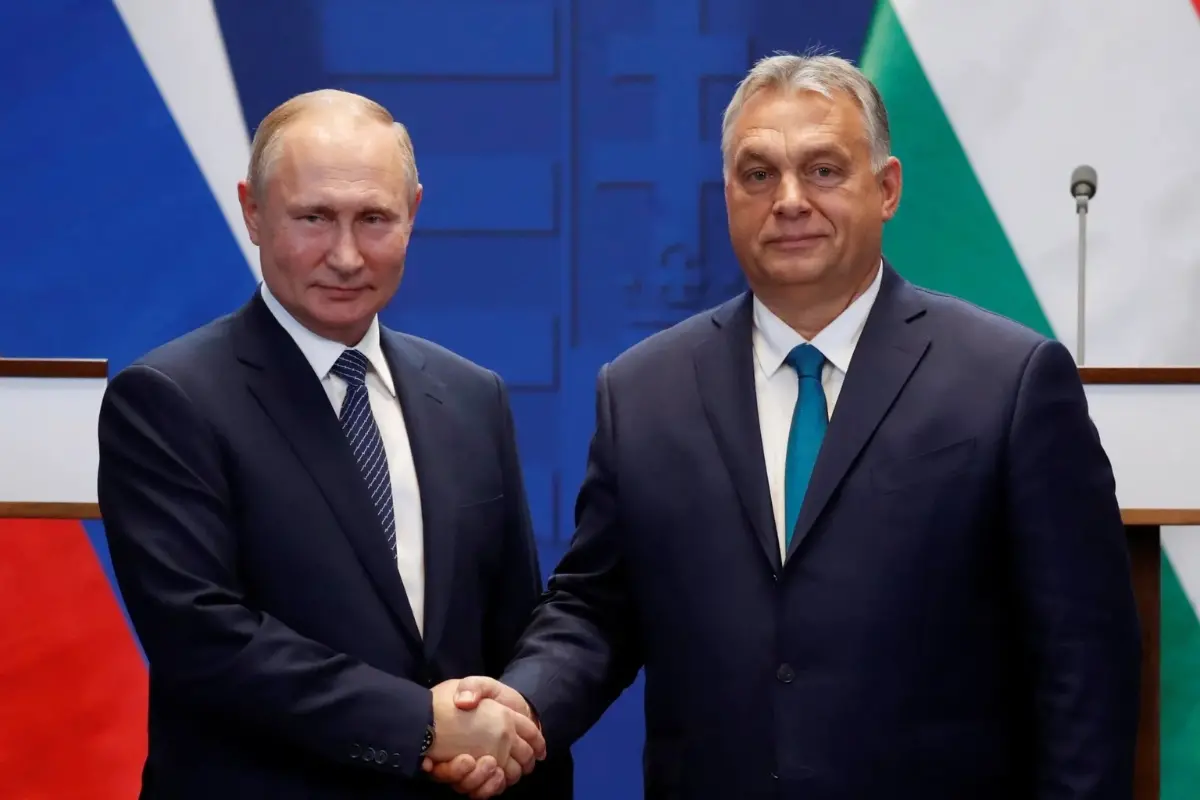 Hungary's Prime Minister Viktor Orban with Russian Presdident Vladimir Putin. | Photo: X