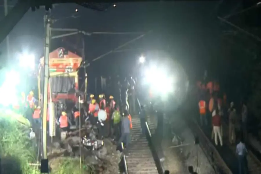 kalamassery train accident