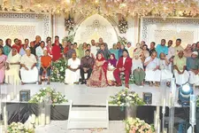 വിവാഹം ആ വലിയ 'കുടുംബ'ത്തോടൊപ്പം, സമ്മാനമായി ഒരു യാത്രയും