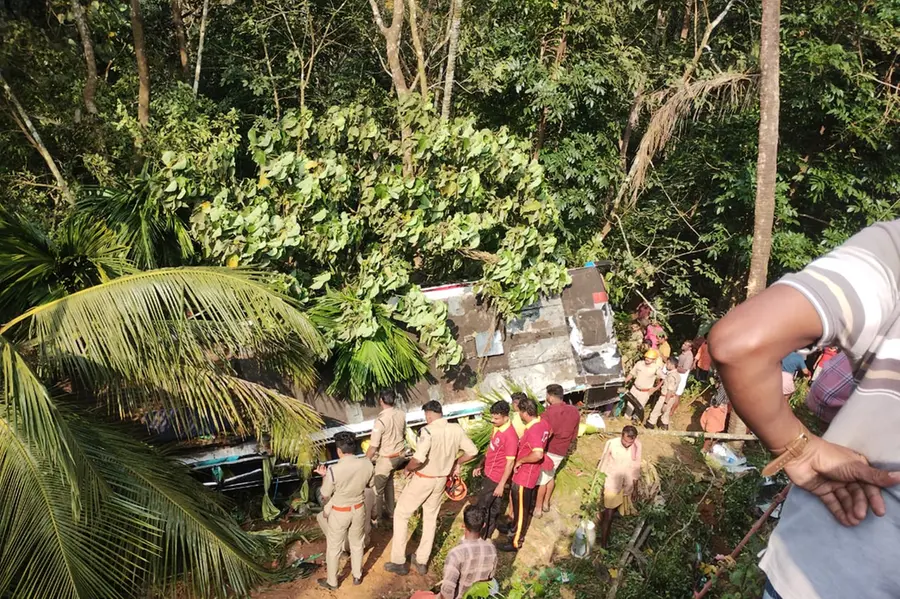Bus carrying over 50 Sabarimala devotees overturns in Kasaragod; 1 killed, dozens injured