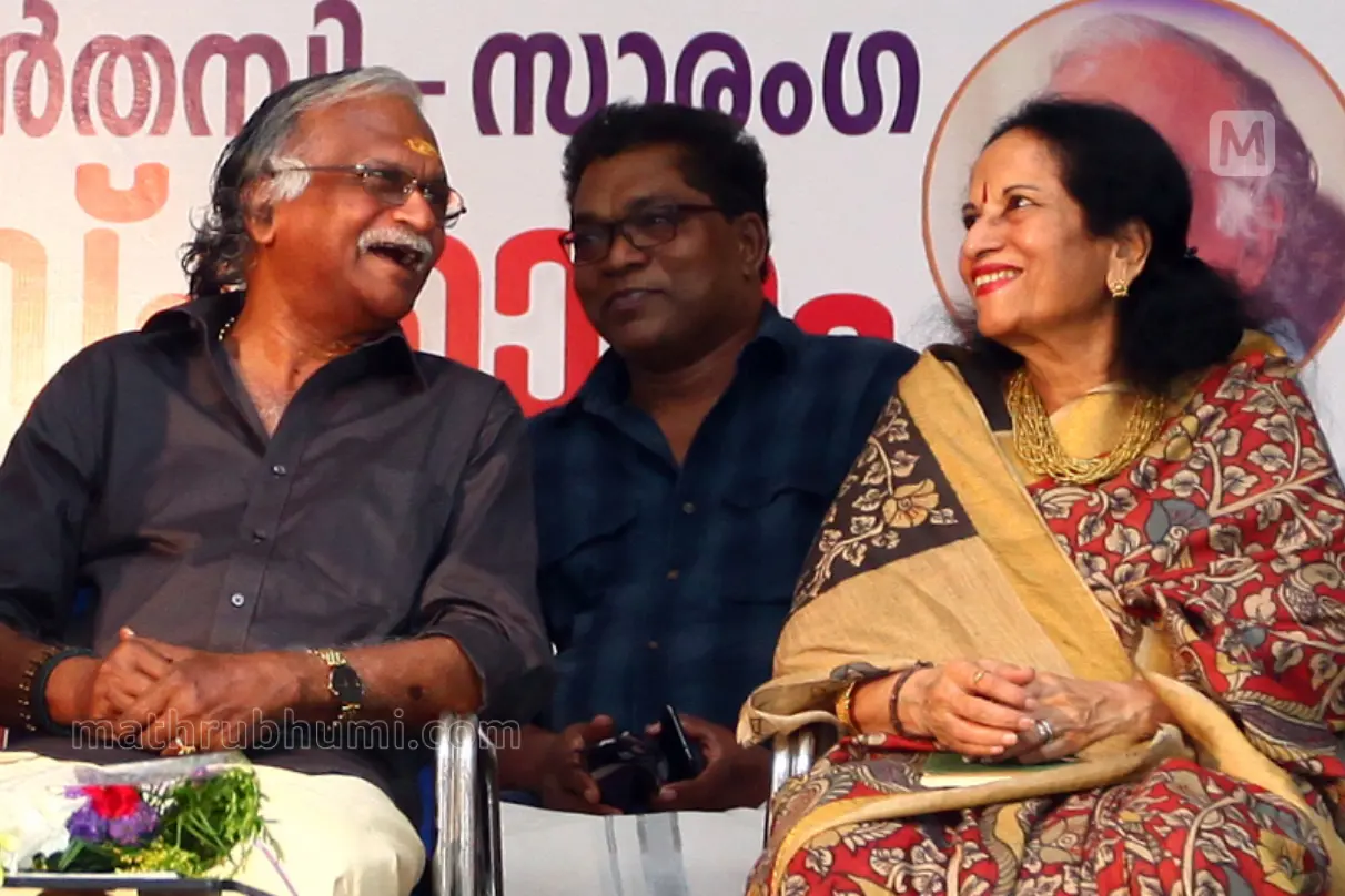 Sreekumaran Thampi and Vani Jairam |Photo: Mathrubhumi