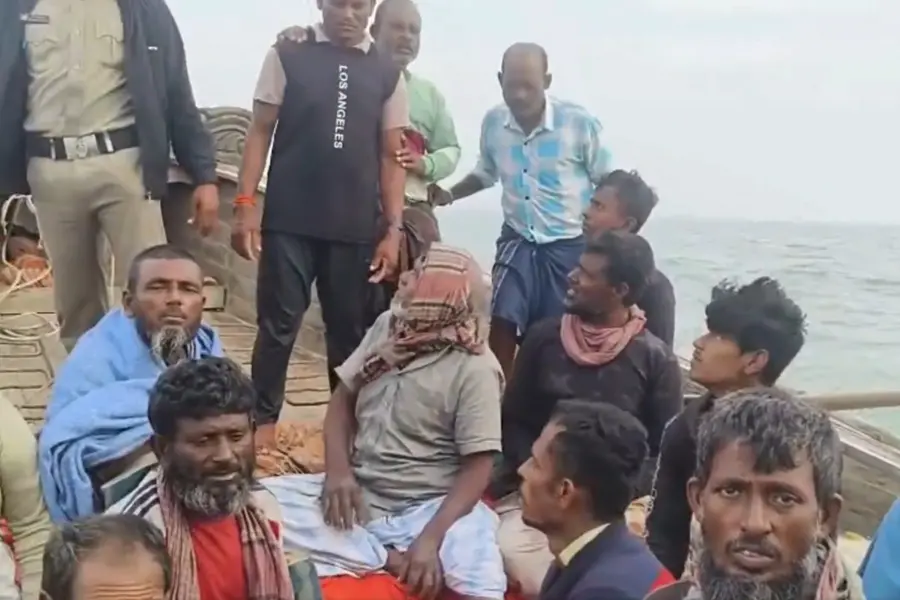 Bangladeshi fishermen