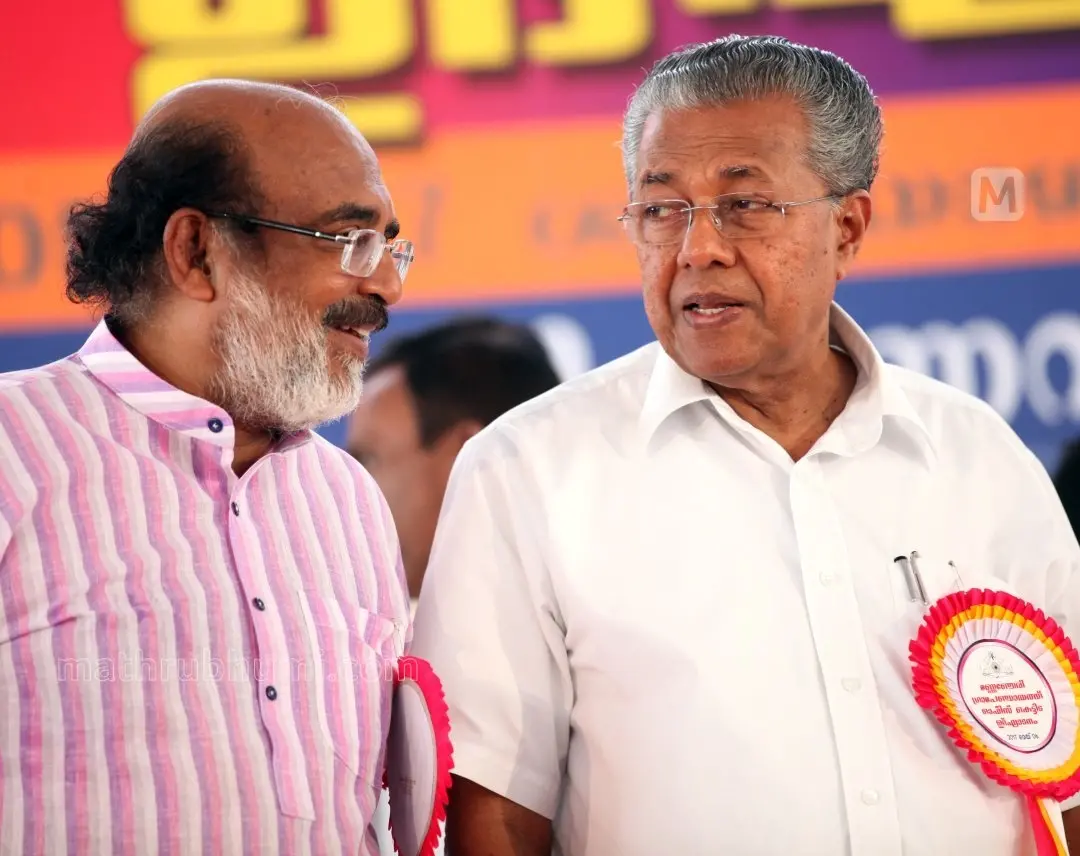 തോമസ് ഐസക്ക്, പിണറായി വിജയന്‍| Photo: Mathrubhumi