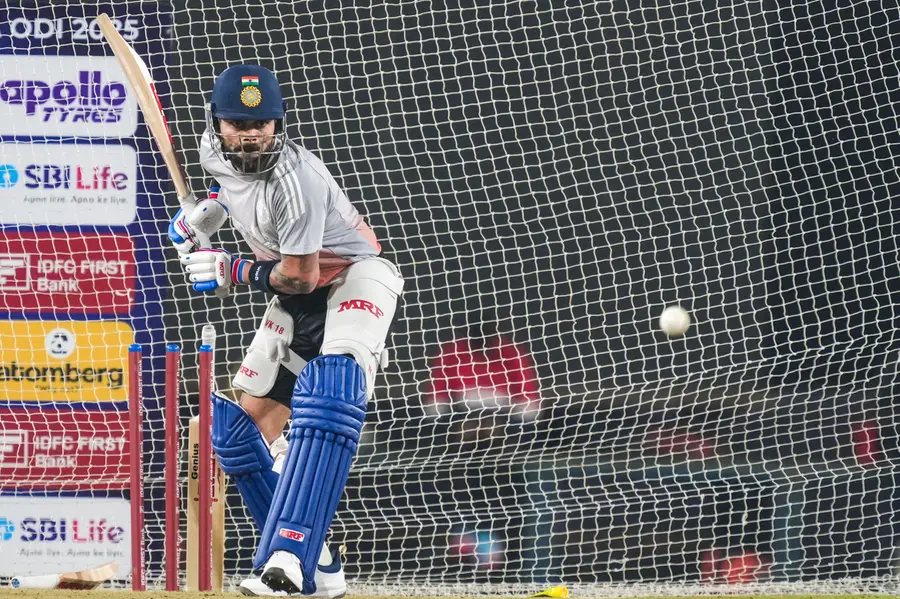 Amid rift rumours with Gambhir, Kohli to play in Vijay Hazare Trophy, his first appearance in 15 years