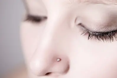 The silent threat: How tiny nose piercings can end up in your lungs