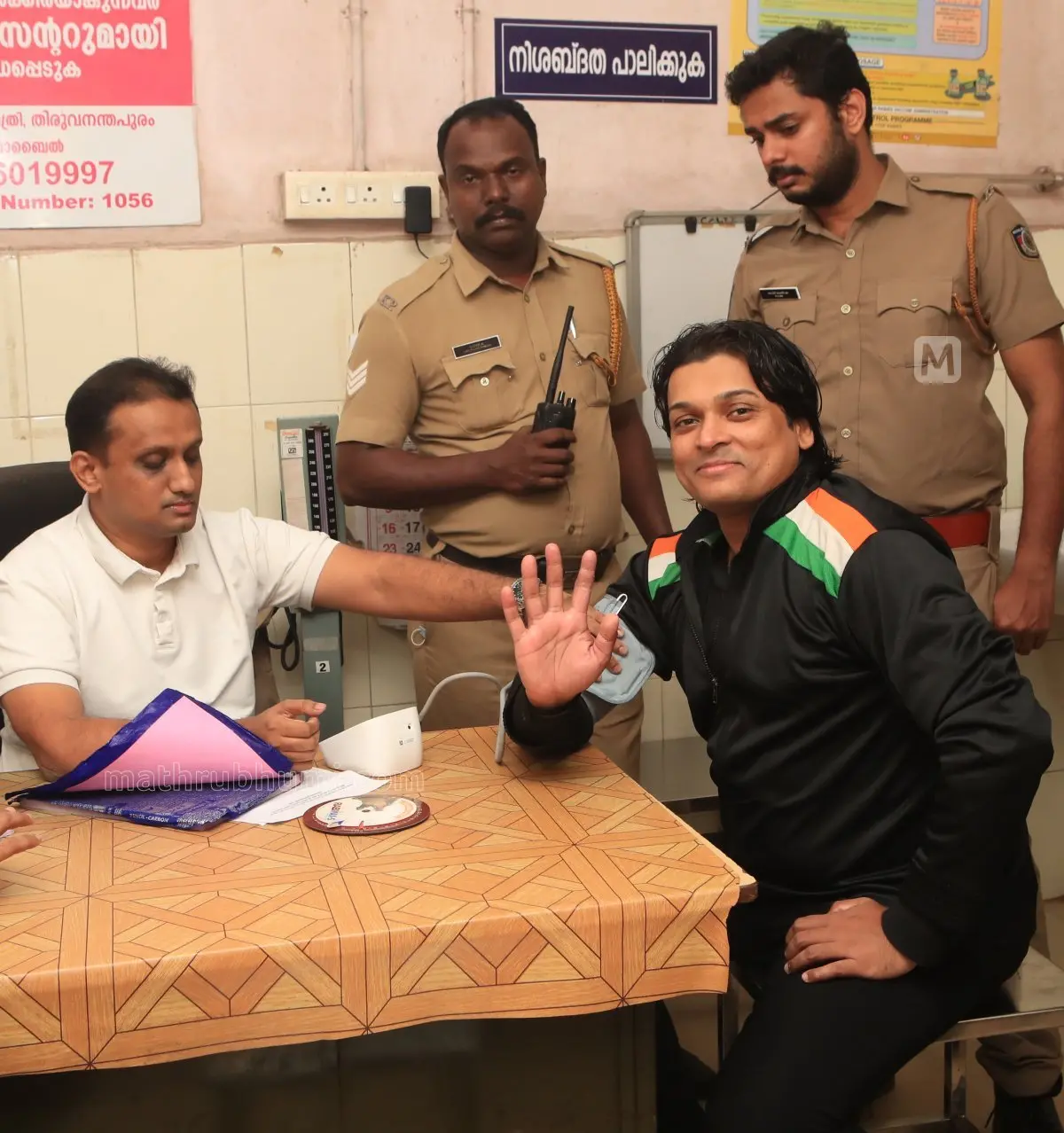When Rahul Easwar was brought for medical examination after arrest at Thiruvananthapuram General Hospital | Photo: M P Unnikrishnan/ Mathrubhumi